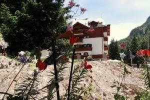 Hotel Gembro, Chiesa in Valmalenco