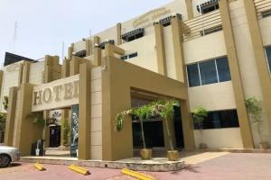 Golden House Hotel & Convention Center, Santo Domingo