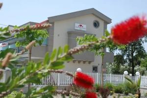 Dream Boutique Apartments, Nikiti