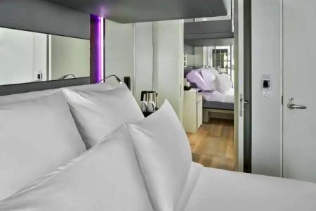 YOTEL Singapore Orchard Road - 2