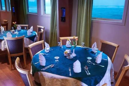 Nile View Jewel - 19