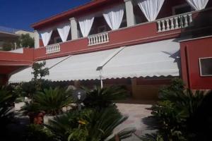 Mediterraneo B&B, Maglie