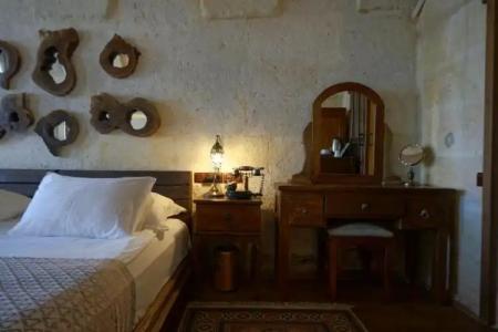 Eyes Of Cappadocia Cave - 172