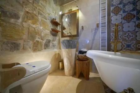 Eyes Of Cappadocia Cave - 192