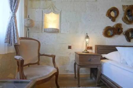 Eyes Of Cappadocia Cave - 180