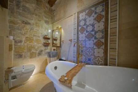 Eyes Of Cappadocia Cave - 186