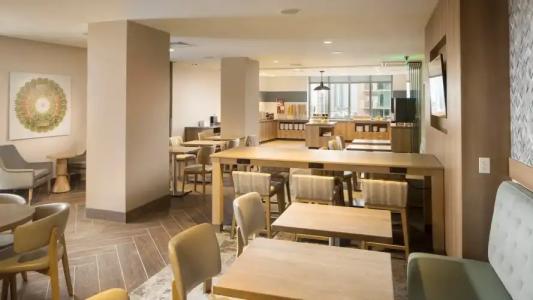 Residence Inn Miami Sunny Isles Beach - 40