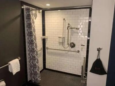 Cambria New Orleans Downtown Warehouse District - 12