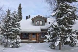 Holiday Home Sapara j 38, Akaslompolo
