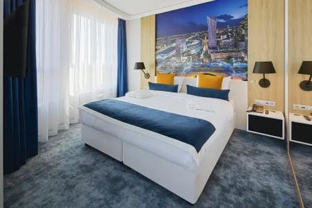 Golden Tulip Warsaw Airport - 6