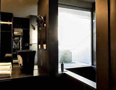 STRAF, Milan, a Member of Designs - 126