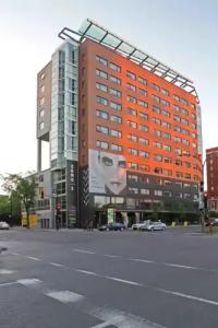 Zero 1 Montreal