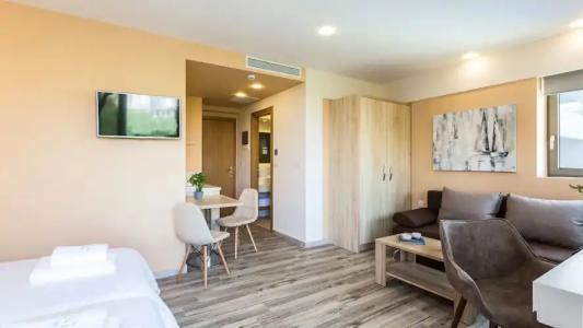 Menta City Boutique - 100