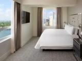 1 Bedroom Executive Double Suite with balcony