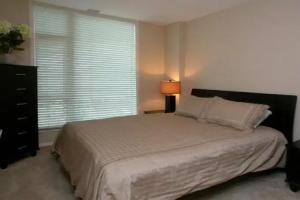 Sunset Waterfront Resort by Discover Kelowna Resort Accommodations, Kelowna