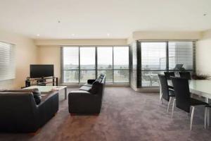Geelong Waterfront Penthouse Apartment, Geelong