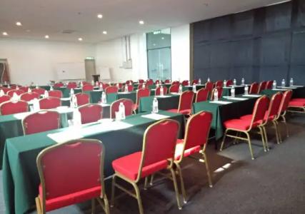 D'Wharf & Serviced Residence - 12