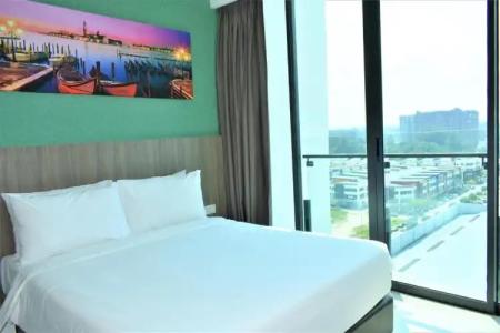 D'Wharf & Serviced Residence - 55