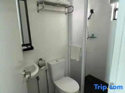 D'Wharf & Serviced Residence - 96