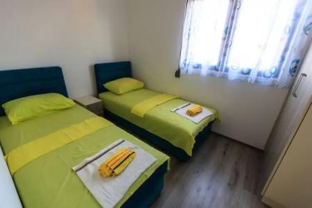 De Lux Apartments Luka - 32