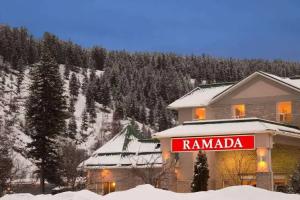 Ramada Limited Golden, Golden