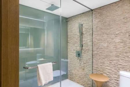 Ramada Plaza by Wyndham Prince George - 8