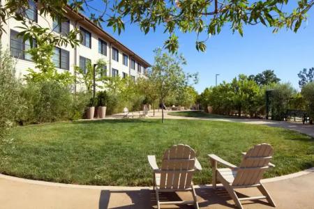 Sheraton Redding at the Sundial Bridge - 41