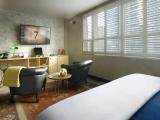 Accessible with Roll-in Shower Double room