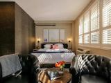 Corner Double room
