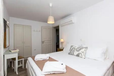 Castle Mansions - 61