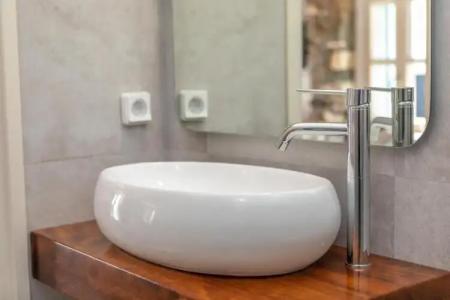 Castle Mansions - 103