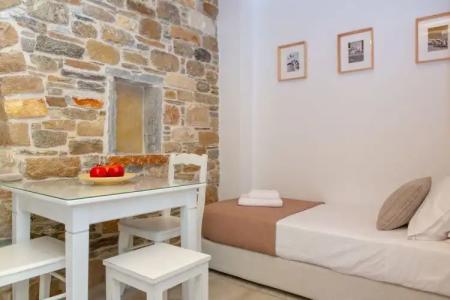 Castle Mansions - 394