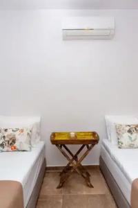 Castle Mansions - 272