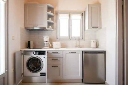 Castle Mansions - 444