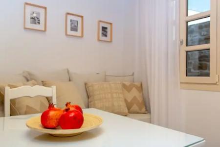 Castle Mansions - 405