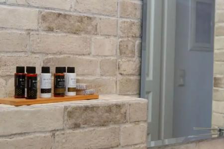 Castle Mansions - 241