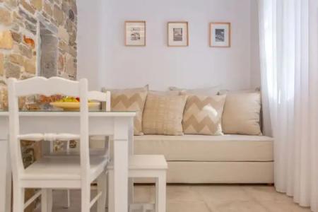 Castle Mansions - 386