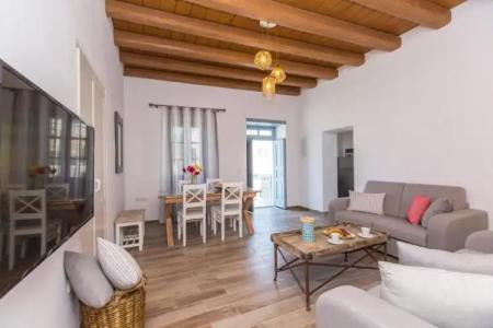 Castle Mansions - 135