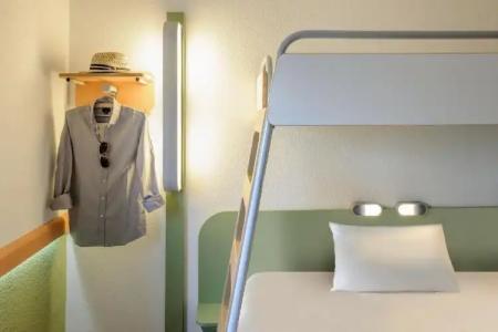 Felix Darmstadt - 11