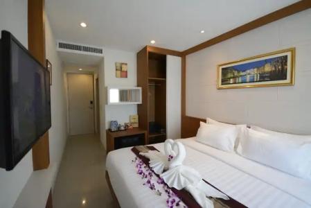 The Patong Center-SHA Certified - 30