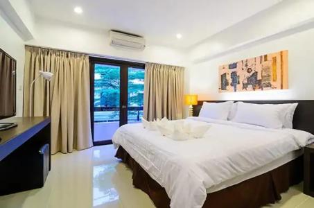 UMA Residence - 106