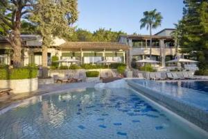 Columbia Beach Resort