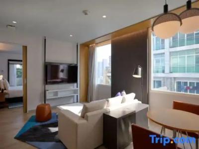 Aloft Bangkok - Sukhumvit 11 - 190