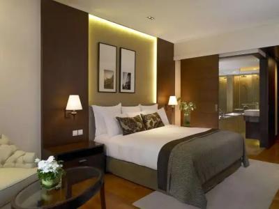 Anantara Riverside Bangkok Resort - 3