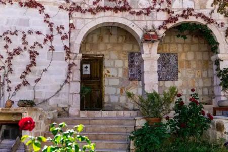 Sinasos Palace Cave - 51