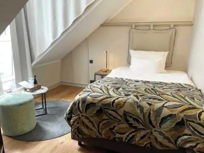 Classik Alexander Plaza - 40