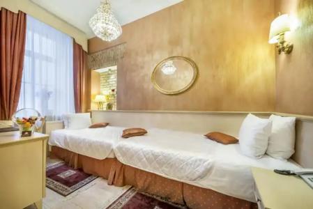 Imperial & Restaurant - 6