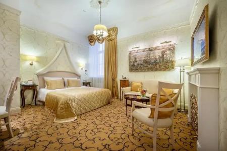 Imperial & Restaurant - 57