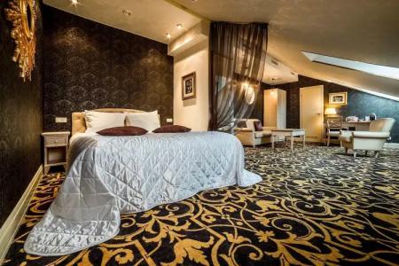 Imperial & Restaurant - 60