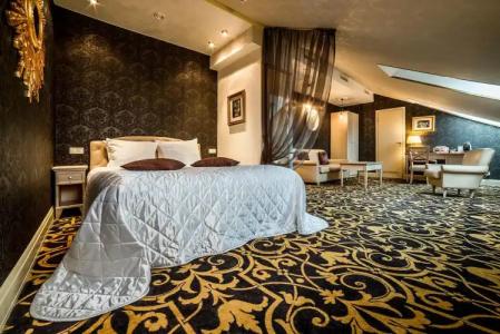 Imperial & Restaurant - 40